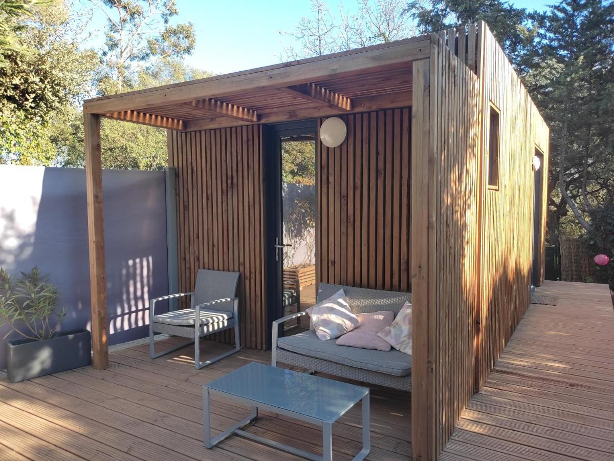 Joli Studio Climatise Avec Jacuzzi Prive Et Entree Independante Fréjus Εξωτερικό φωτογραφία